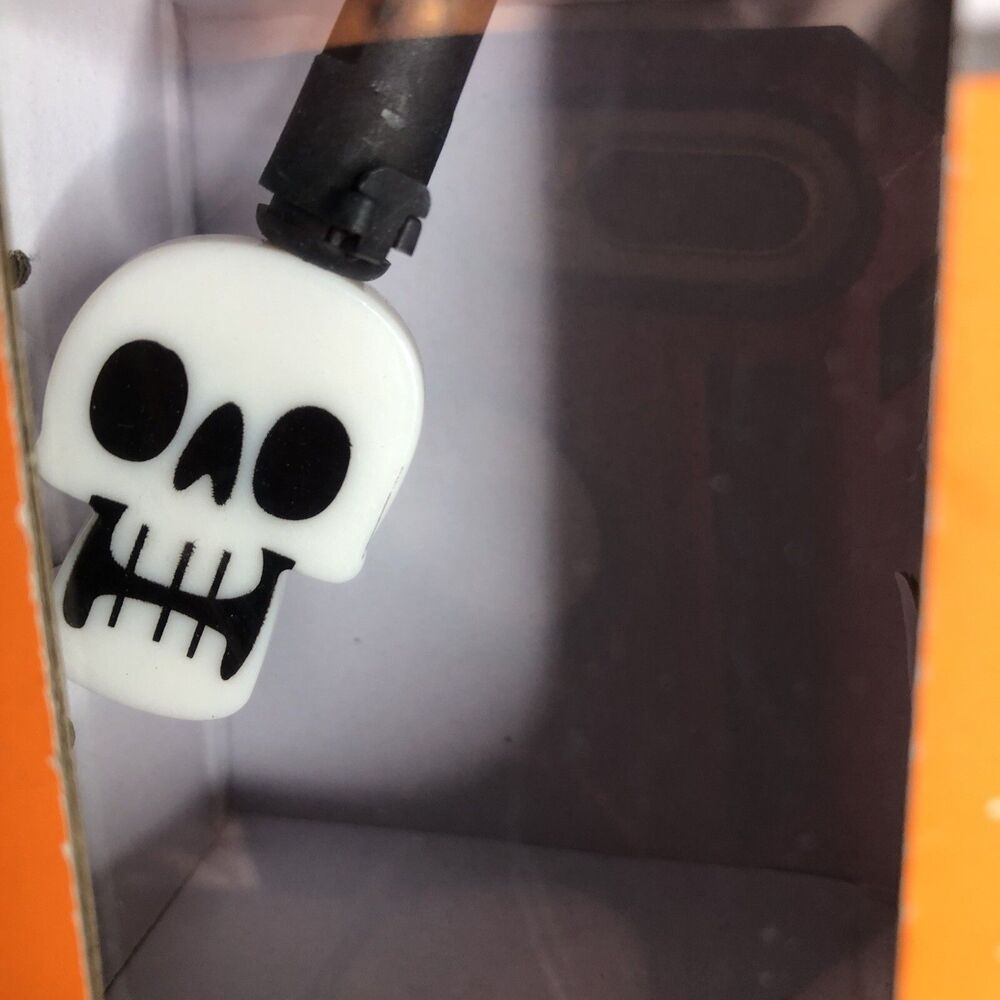 Halloween 20 Skulls Warm White LED Bulbs Hyde And Eek Indoor Outdoor NEW!! - Picture 5 of 6